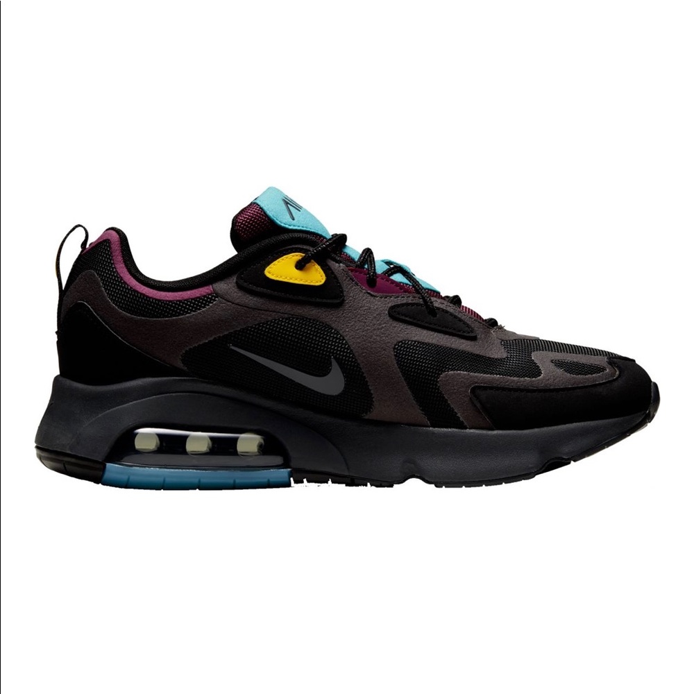 Women’s Nike air max 200
